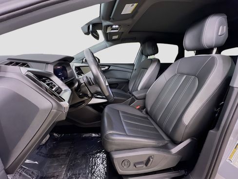 Used 2024 Audi Q4 e-tron Prestige w/ Black Optic Package image 22