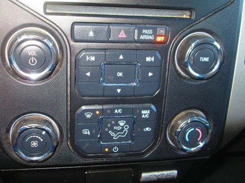 Used 2013 Ford F150 XLT w/ XLT Chrome Pkg image 21