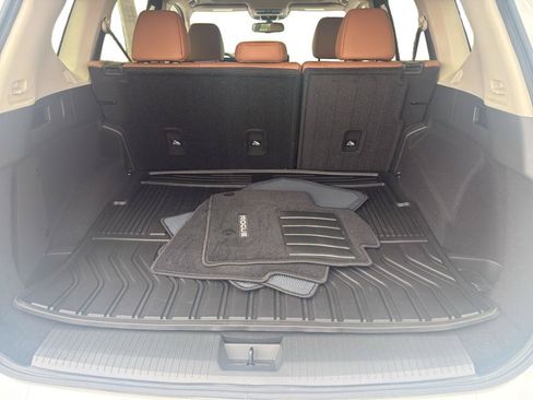 Used 2025 Nissan Rogue Platinum FWD image 7