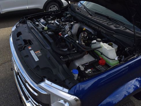 New 2026 Ford F450 XLT w/ 360-Degree Camera Package image 22