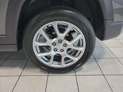 Certified 2023 Jeep Compass Latitude AWD/4WD image 49