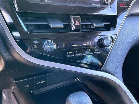 Used 2024 Toyota Camry LE image 21