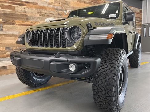 New 2026 Jeep Wrangler Unlimited Rubicon 392 w/ Quick Order Package 27X Moab AWD/4WD image 12