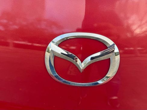 Used 2013 MAZDA MAZDA3 i Touring image 23