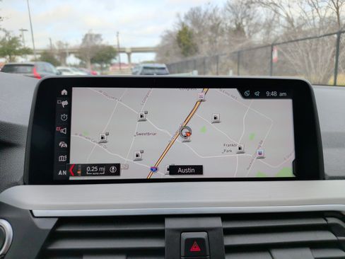 Used 2019 BMW X4 xDrive30i w/ Executive Package image 16