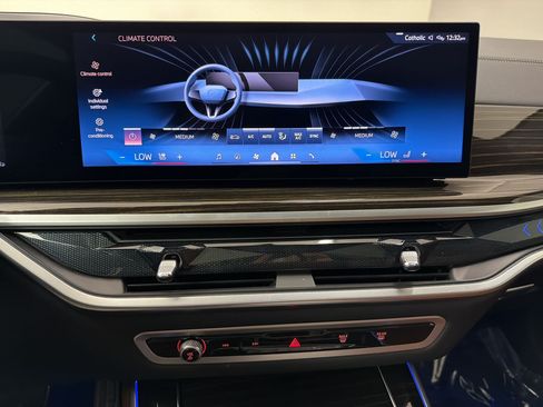Certified 2025 BMW X5 xDrive40i w/ M Sport Package AWD/4WD image 21