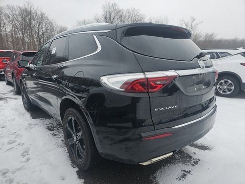 Used 2024 Buick Enclave Essence w/ Sport Touring Edition image 2
