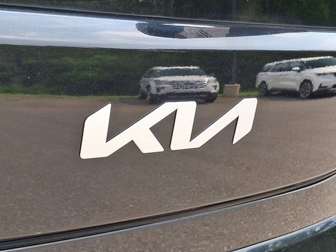 Used 2023 Kia Soul EX image 32