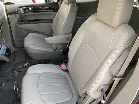 Used 2015 Buick Enclave Premium w/ Trailering Package image 18