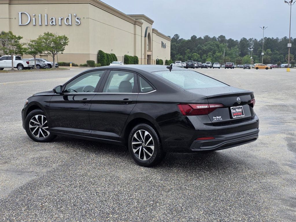 Used 2024 Volkswagen Jetta S FWD image 5