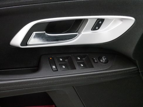 Used 2016 Chevrolet Equinox LT w/ Convenience Package image 19