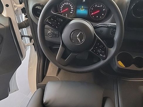 New 2024 Mercedes-Benz Sprinter 3500 image 9