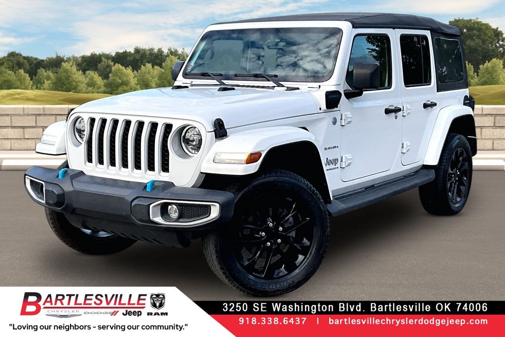 Used 2023 Jeep Wrangler Unlimited Sahara AWD/4WD image 1