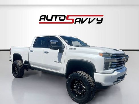Used 2022 Chevrolet Silverado 2500 High Country w/ Z71 Off-Road Package AWD/4WD image 1