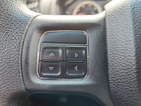 Used 2013 RAM 1500 Express AWD/4WD image 19