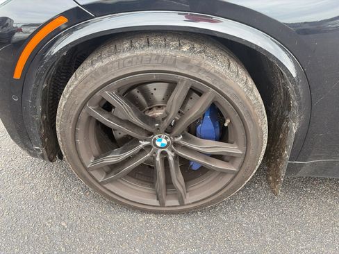 Used 2018 BMW X5 M AWD/4WD image 12