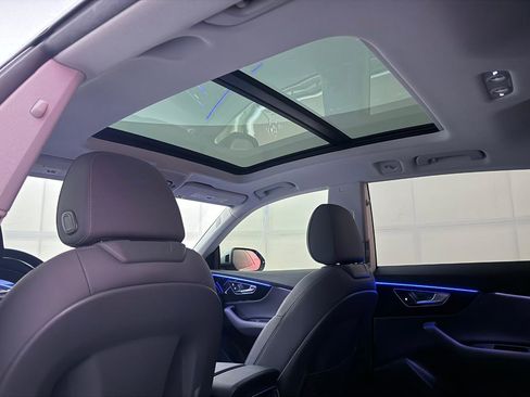 Used 2019 Audi Q8 Premium Plus image 23