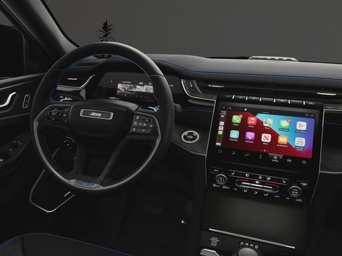 New 2024 Jeep Grand Cherokee Trailhawk w/ Advanced Protech Group II AWD/4WD image 19