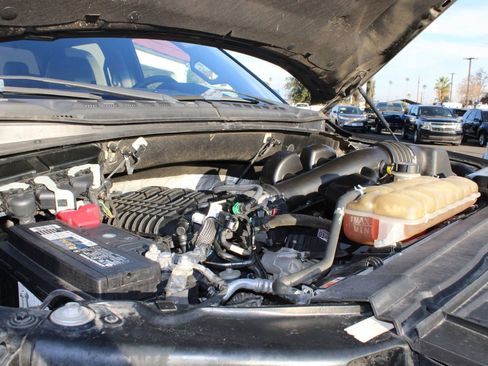 Used 2018 Ford F150 XLT image 31