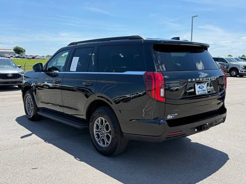 Used 2025 Ford Expedition Active AWD/4WD image 37