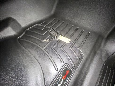 Used 2014 GMC Sierra 1500 SLE w/ SLE Value Package image 30