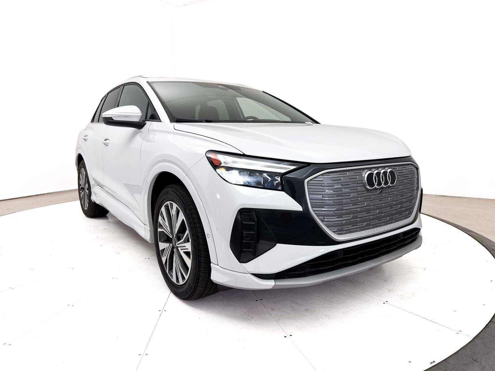 Used 2023 Audi Q4 e-tron Premium Plus w/ Premium Plus RWD image 10