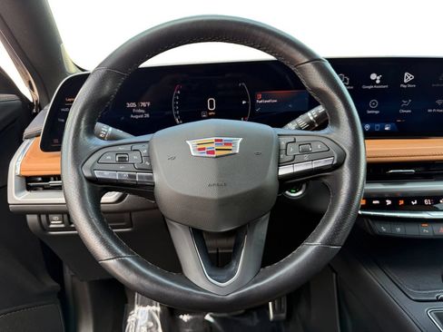 Used 2024 Cadillac XT4 Sport AWD/4WD image 12