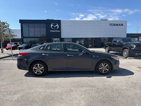 Used 2017 Kia Optima LX w/ Convenience Package image 6