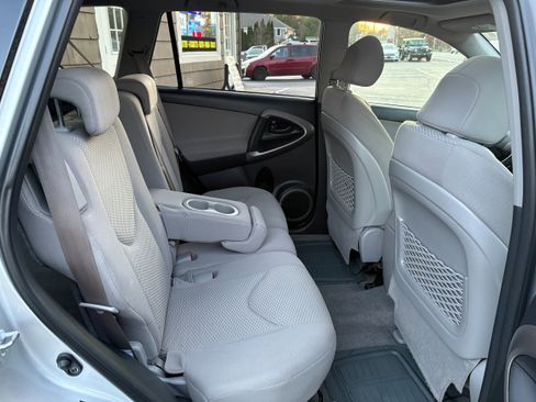 Used 2008 Toyota RAV4 Limited image 21