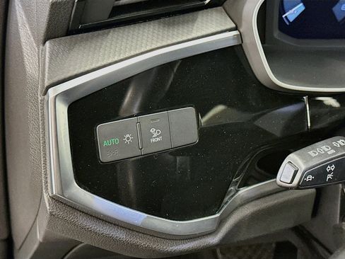 Used 2024 Audi Q3 2.0T Premium AWD/4WD image 17