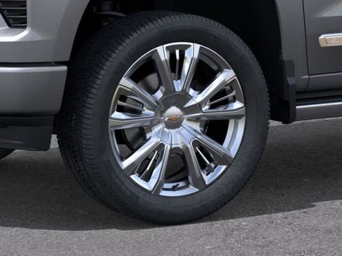 New 2025 Chevrolet Silverado 1500 High Country image 9