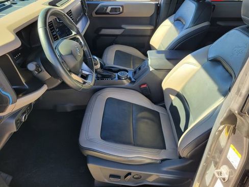 Used 2022 Ford Bronco Wildtrak image 10