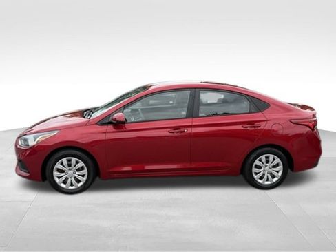 Used 2020 Hyundai Accent SE FWD image 32