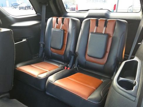 Certified 2019 Ford Explorer XLT w/ Equipment Group 202A image 16