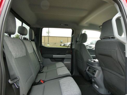 New 2026 Ford F250 XLT w/ XLT Premium Package AWD/4WD image 12