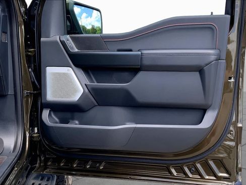 Used 2025 Ford F150 Raptor AWD/4WD image 23