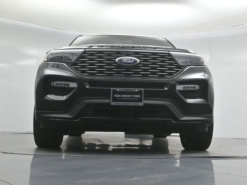 Certified 2022 Ford Explorer ST-Line w/ Class IV Trailer Tow Package image 48