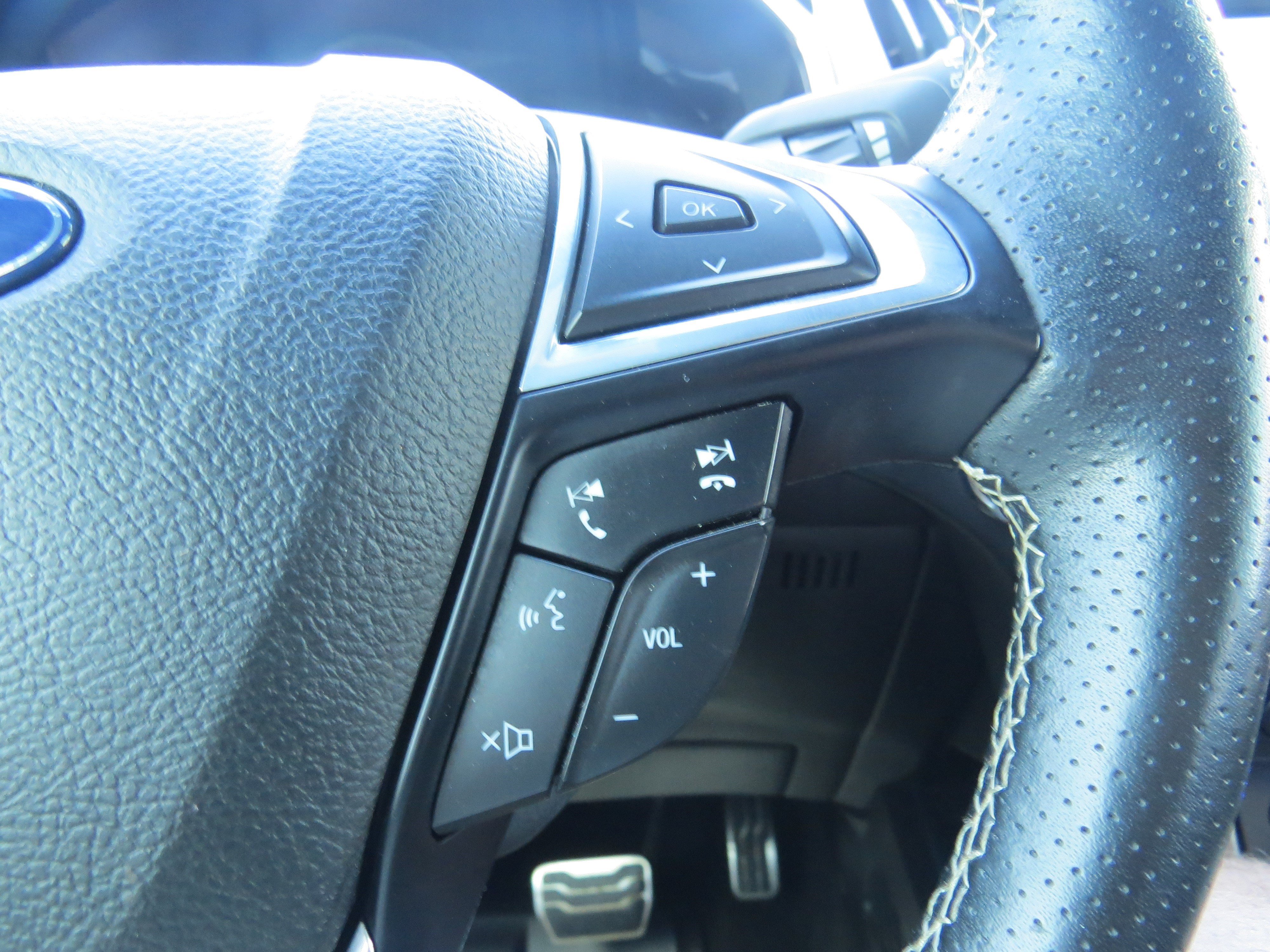 Used 2020 Ford Edge ST w/ Equipment Group 401A AWD/4WD image 23