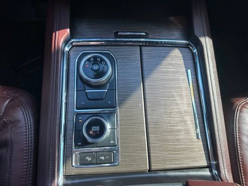 Used 2022 Ford Expedition Max Limited AWD/4WD image 7