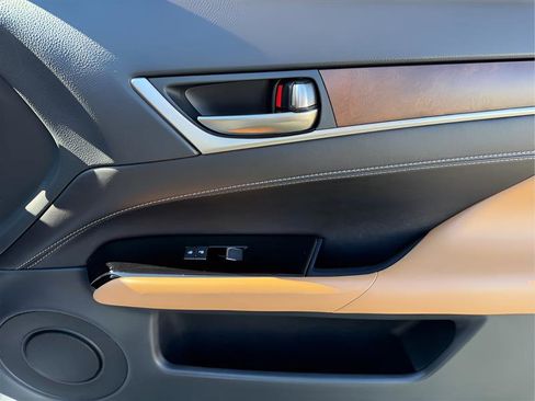 Used 2019 Lexus GS 350 image 30