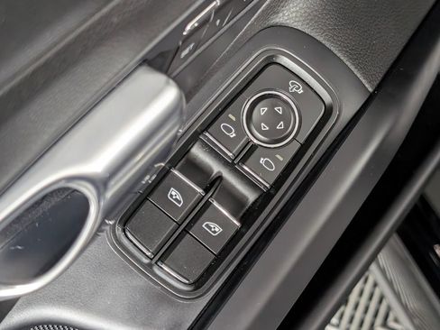 Certified 2023 Porsche 718 Boxster image 24