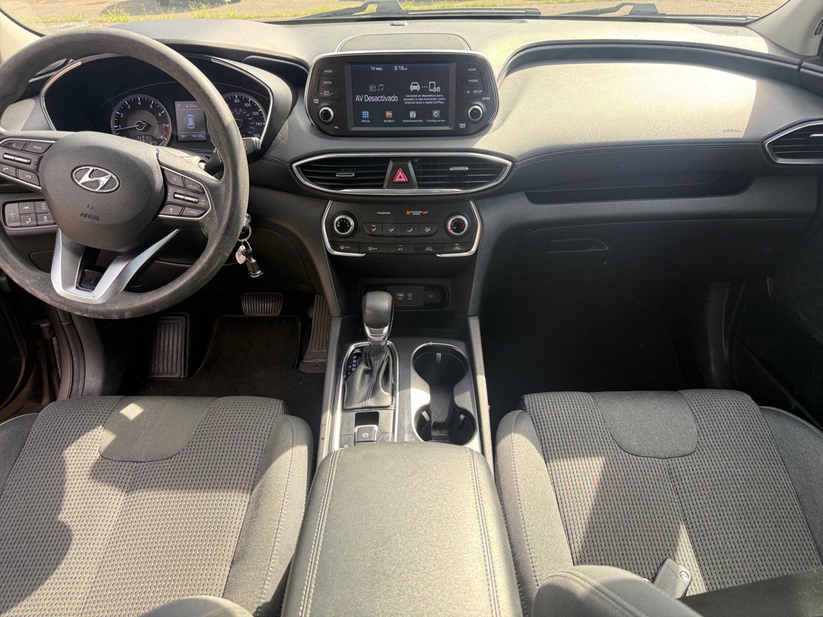 Used 2019 Hyundai Santa Fe SE AWD/4WD image 19