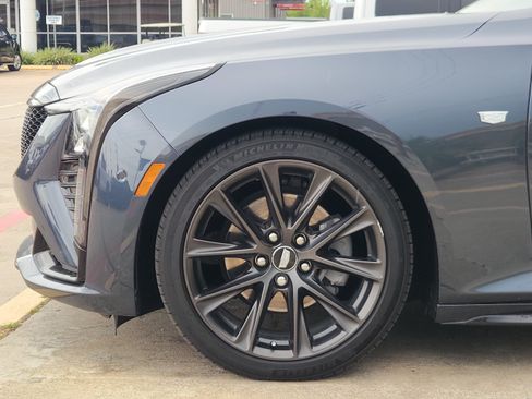 Used 2025 Cadillac CT5 Sport RWD image 5