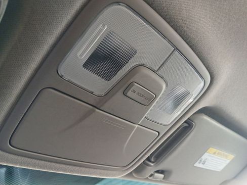 Used 2012 Hyundai Tucson GLS image 25