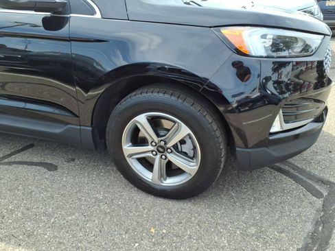Certified 2024 Ford Edge SEL w/ Convenience Package AWD/4WD image 5