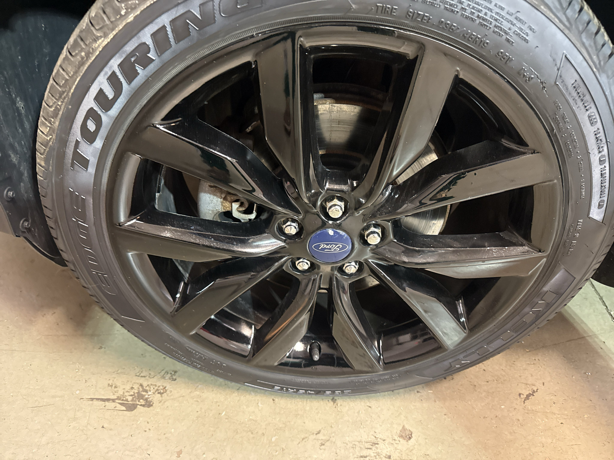 Used 2017 Ford Escape Titanium AWD/4WD image 27