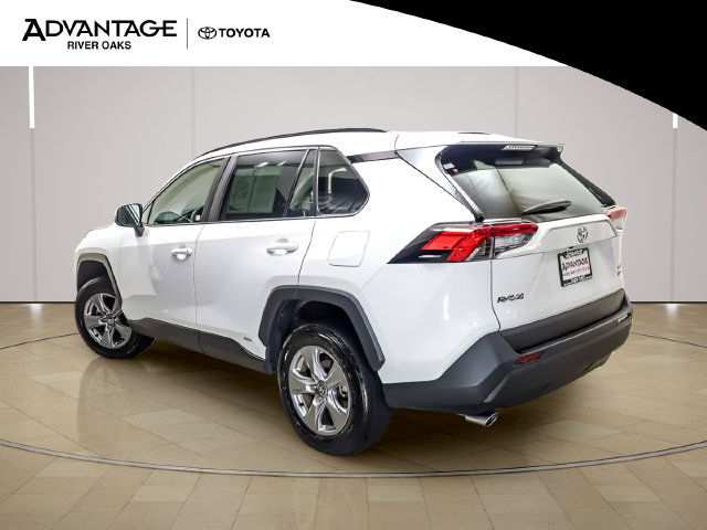 Certified 2025 Toyota RAV4 XLE AWD/4WD image 5