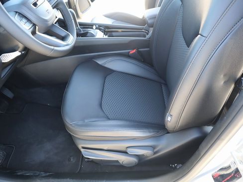 New 2026 Jeep Compass Latitude image 11