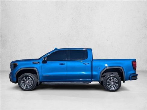 Used 2024 GMC Sierra 1500 AT4 w/ Technology Package image 8