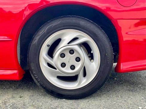 Used 1994 Pontiac Firebird Formula RWD image 24